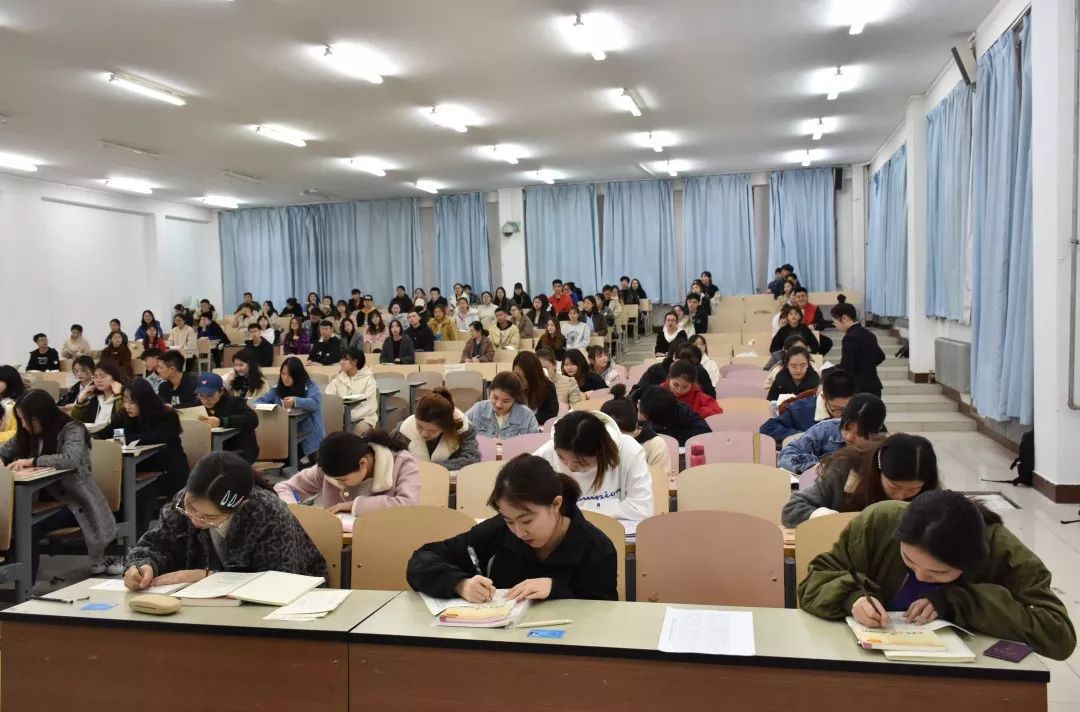 成人高考第二學位和普通高校雙學位